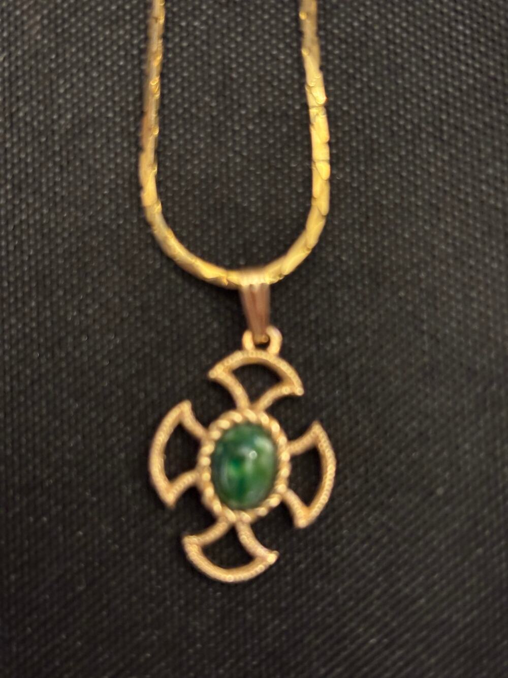 Vintage Avon Maltese Cross Pendant Necklace Faux Jade Gold Tone 20"